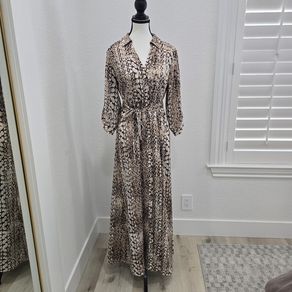 INC International Concepts Dress Size 4 Snake Skin Print Collared V Neck